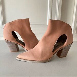 NWOT Free People Wilder Coral Sands Pointed Toe Ankle Boots/Booties Sz 41/11